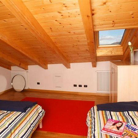Ferienwohnung La Piazza Menaggio Exterior foto